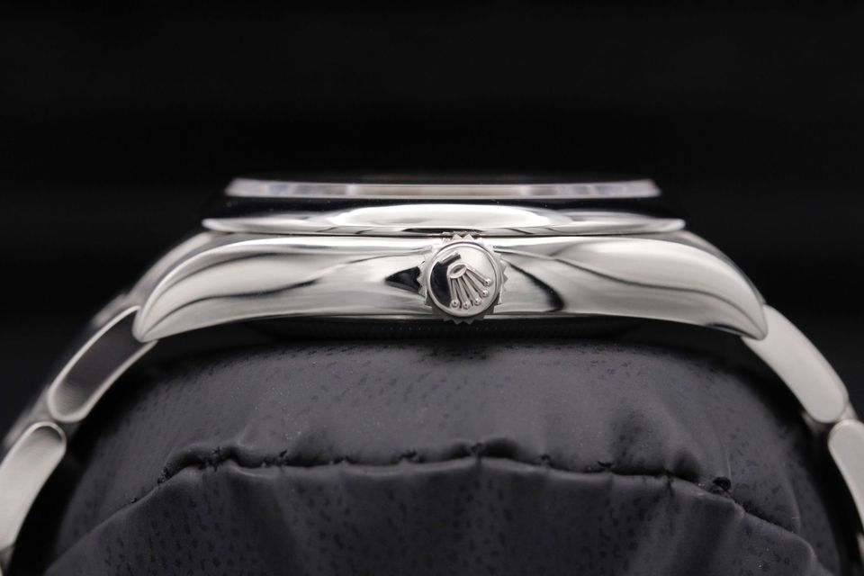 Rolex Oyster Perpetual 126000 Image 3